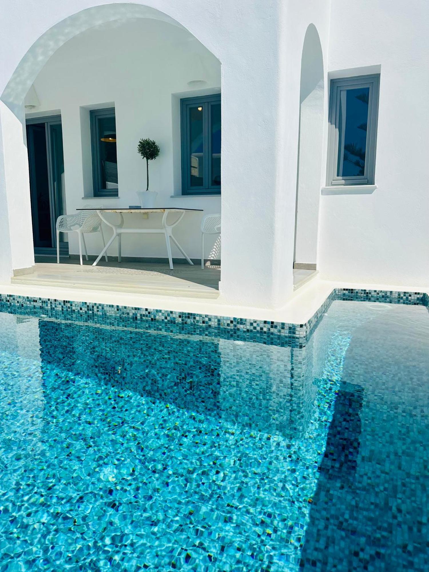 White Harmony Suites Megalohóri Kültér fotó
