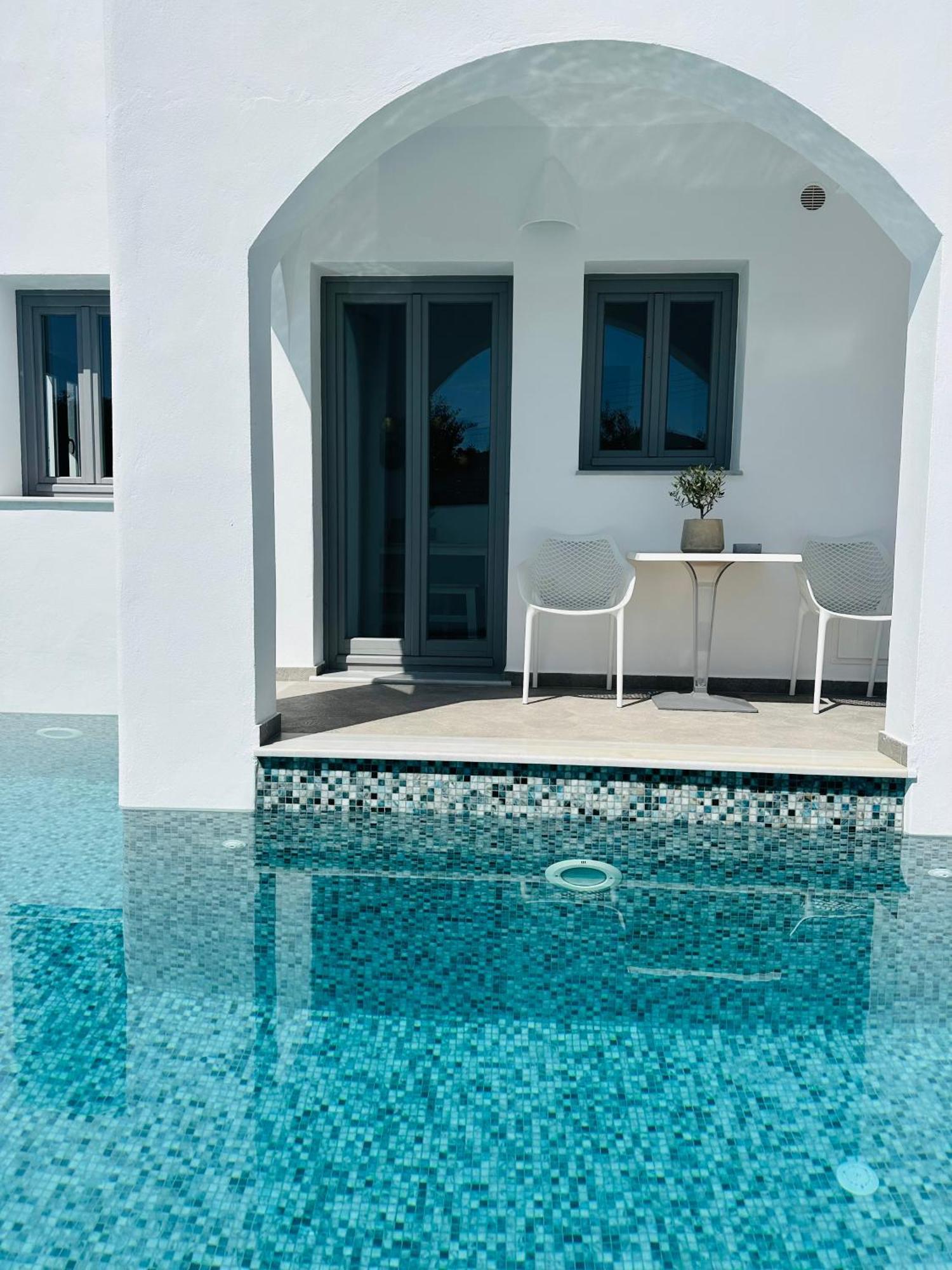 White Harmony Suites Megalohóri Kültér fotó